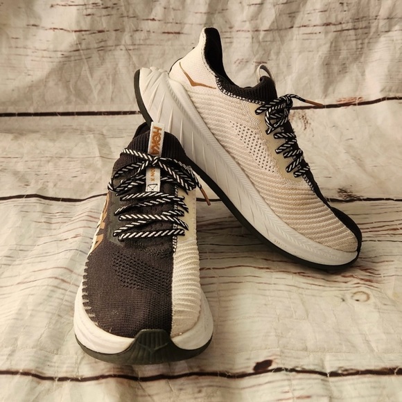Hoka Shoes - JUST PURCHASED OFF OF POSH MARK, sadly they are too big.

*original seller pics